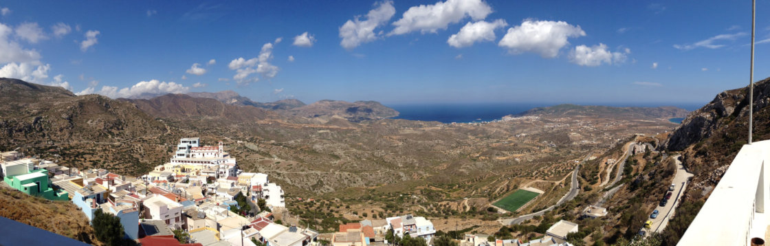 Panoramafoto van Menetes op Karpathos Griekenland