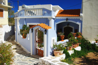 Kleurrijke woning met tuin in Othos op Karpathos