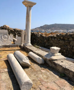 openingstijden oudheidkundig museum Pigadia Karpathos Griekenland